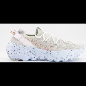 Nike Space Hippie 04 sneakers in summit white size 11.5